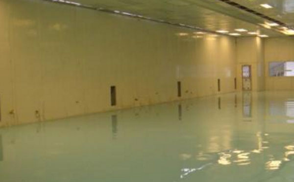 靖远自流平环氧地坪中涂